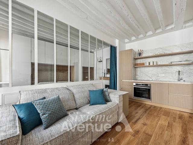 Rue Des Tournelles Exclusivité Vendu Entièrement Meublé 35m² Paris 3ème
