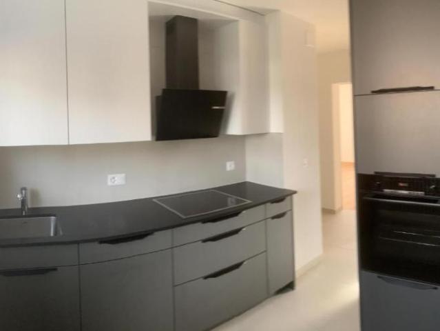 Rue du Bois Noir 52 appartement 4ème Ouest