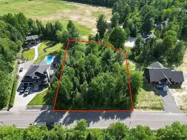 Rue Du Pavillon, Sainte Anne Des Plaines, QC, J0N 1H0 vacant.