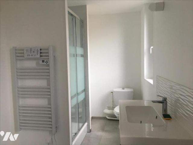 Rue du Président René Coty Appartement de Type 2 au 2ème étage