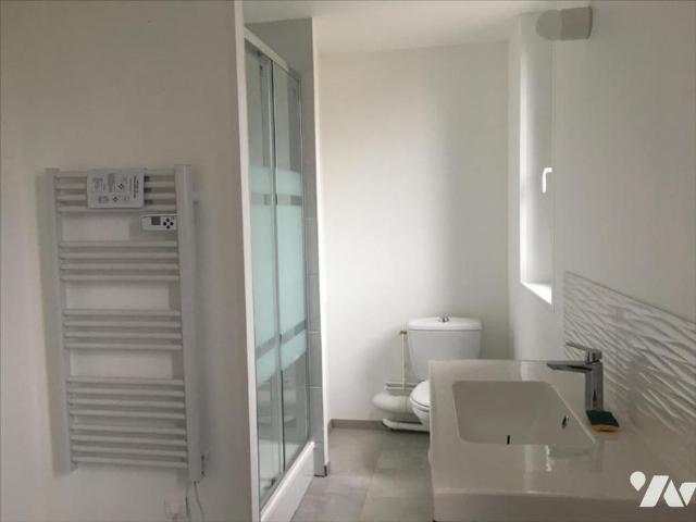 Rue du Président René Coty Appartement de Type 2 au 2ème étage