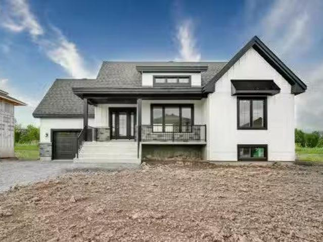 Rue Du Quai, Saint Louis De Gonzague, QC, J0S 1T0 house for.