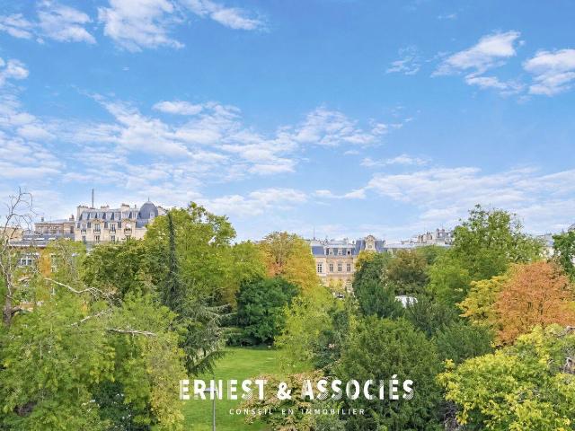 RUE DU TEMPLE PARIS 3e