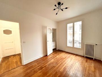 RUE ESTIENNE D'ORVES Studio 20m², Clichy