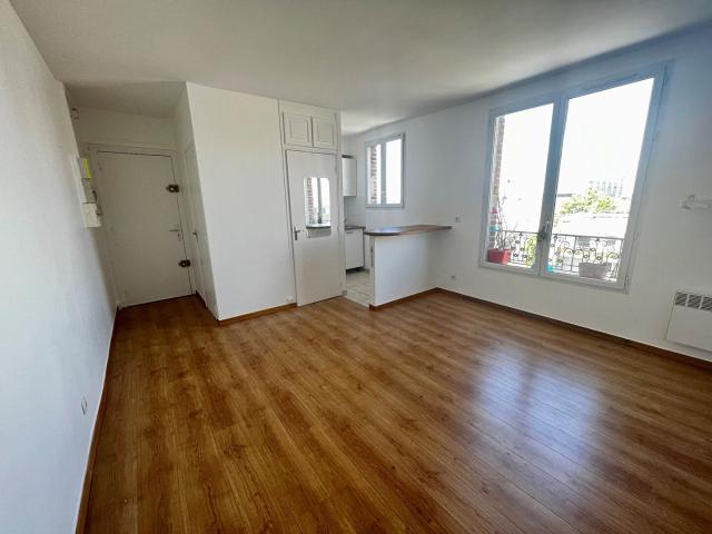 RUE KLOCK Studio 22m², Clichy