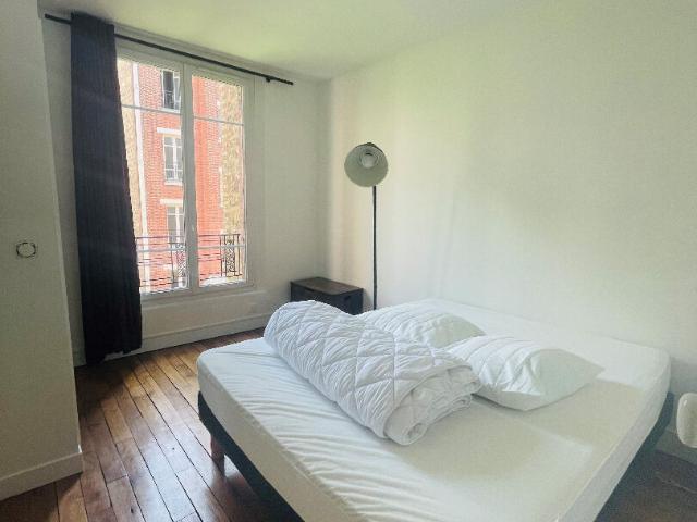 RUE HENRI POINCARE 2 Pièces meublé 35 M², Clichy