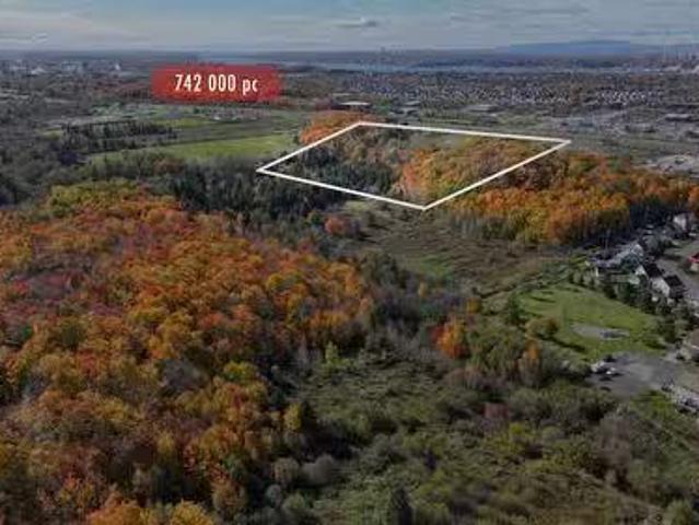 Rue Jacques Nau, Lévis Desjardins, QC, G6V 9J4 vacant land.