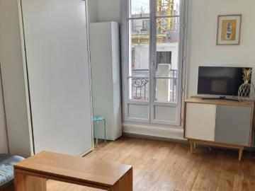 RUE MADAME DE STAEL Studio MEUBLE 22m², Clichy