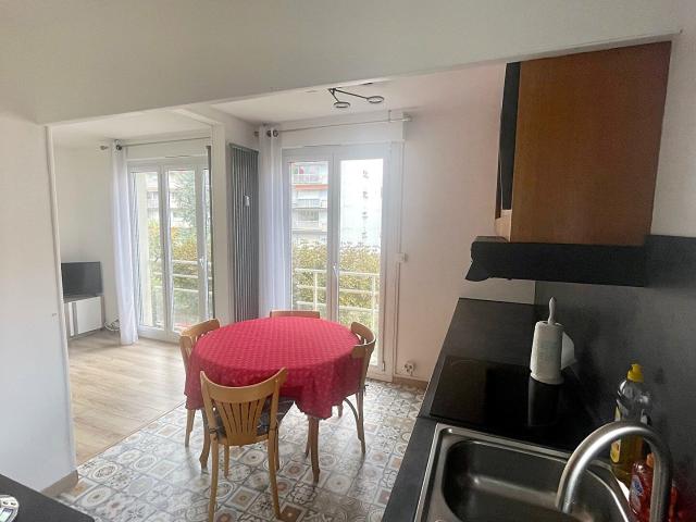 Rue Médéric 2P MEUBLE 43m², Clichy