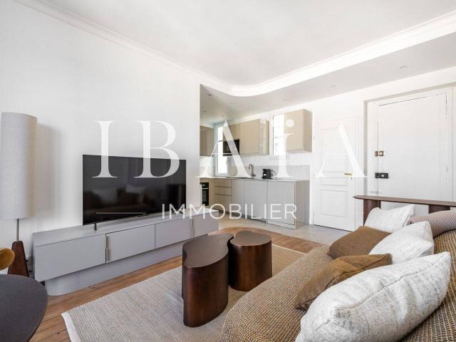 RUE SAINT DOMINIQUE APPARTEMENT 2 PIECES MEUBLÉ