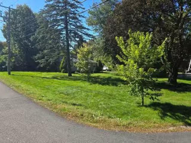 Rue Sunny Acres, Baie D'Urfé, QC, H9X 3B6 vacant land for sa.