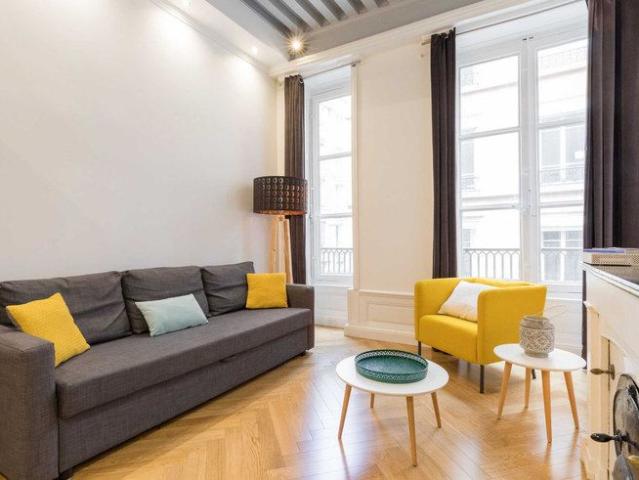 Rue Palais Grillet