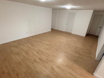 House for rent in Longueuil - Parking