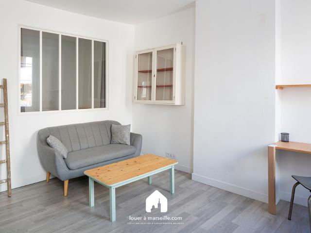 rue Perrin Solliers, Marseille 13006