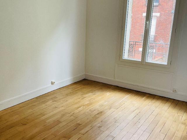 RUE PIERRE CURIE 3 pièces 49m², Clichy