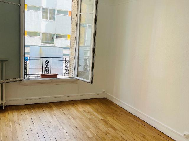 RUE PIERRE CURIE 3 pièces 49m², Clichy