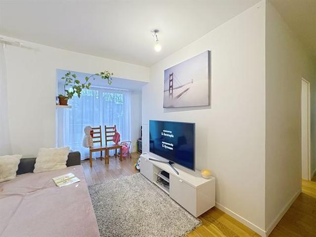 Rue Wayez! Bel appartement NON MEUBLE 2 CHAMBRES