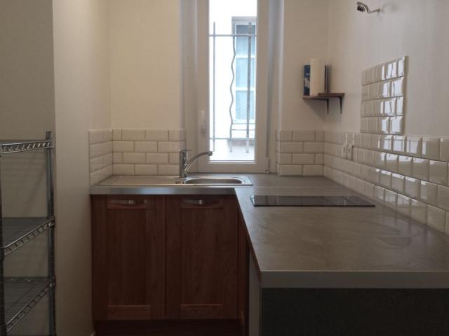 RUE VICTOR MERIC 2 Pièces 30m², Clichy