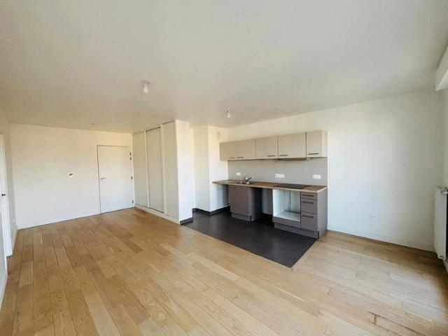 Appartement 4 pièces – 77,60 m² – Rueil Malmaison – 10 rue d’Estienne d’Orves