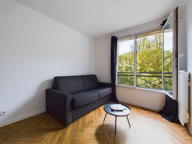 Rueil Malmaison / Centre Ville / 1 pièce s 22,03 m2 MEUBLÉ