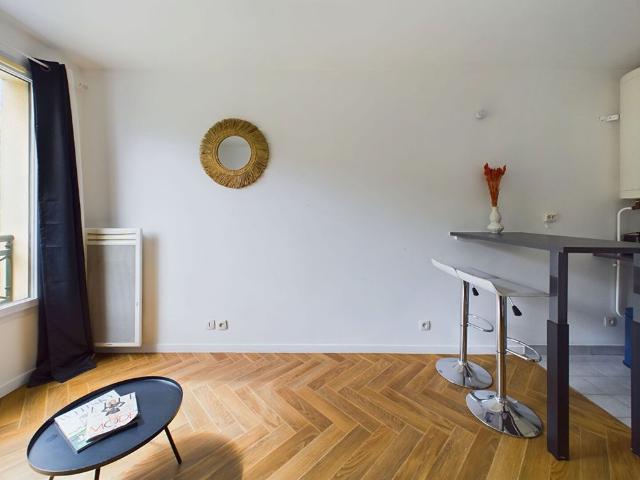 Rueil Malmaison / Centre Ville / 1 pièce s 22,03 m2 MEUBLÉ