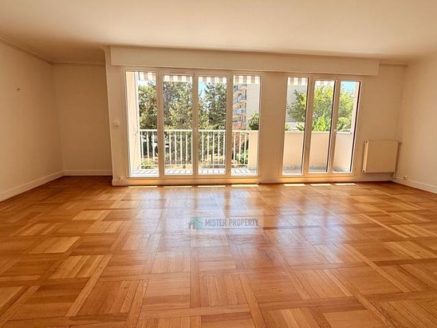 RUEIL MALMAISON / CENTRE VILLE / 4 PIÈCES NON MEUBLÉ 120M2 / BALCON / PARKING / CAVE