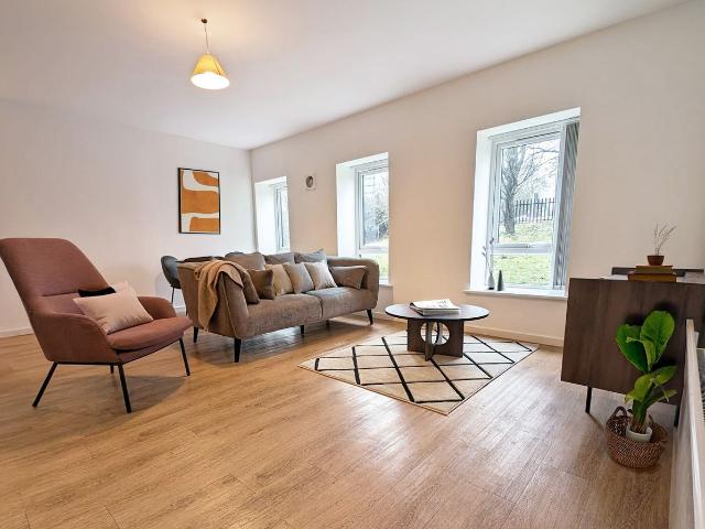 Rufus Court, Foundry Lane LS14, 2 bed flat to rent, £1,230 pcm | PrimeLocation