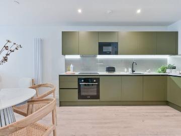 Earlsfield, London, Greater London - Equipped kitchen