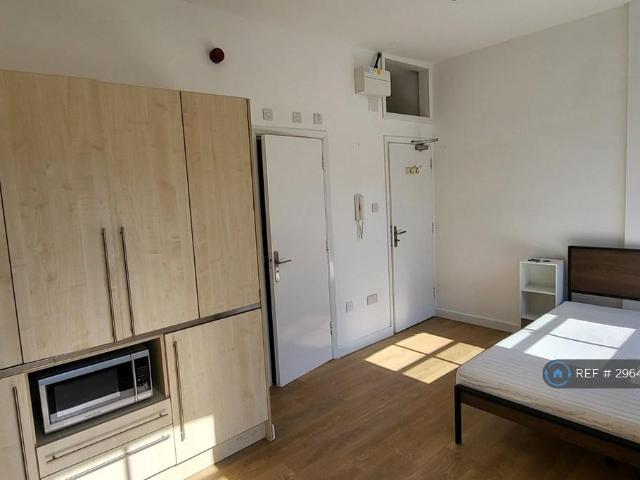 Rufford Street, London, N1 Studio to rent £1,450 pcm £335 pw