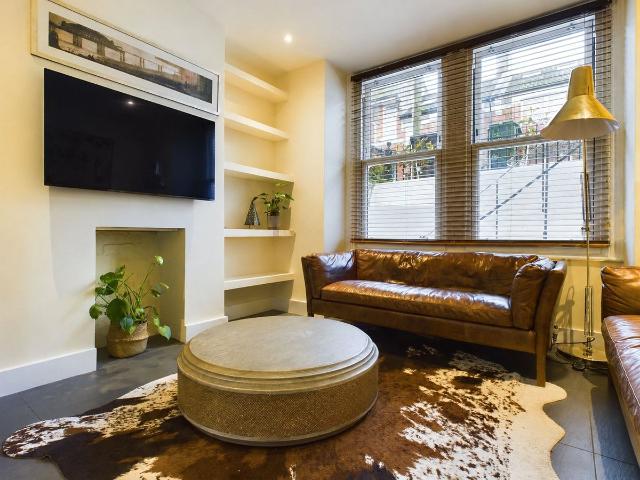 Rugby Place, Brighton BN2, 4 bed terraced house to rent, £2,200 pcm | PrimeLocation