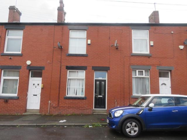 Rugby Road, Rochdale, OL12 2 bed terraced house to rent £850 pcm £196 pw