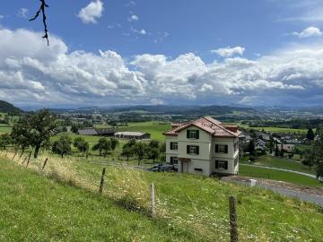 Ruhe, Grün & Weitblick 5 Zimmer Maisonette Wohnung in besonderer Lage