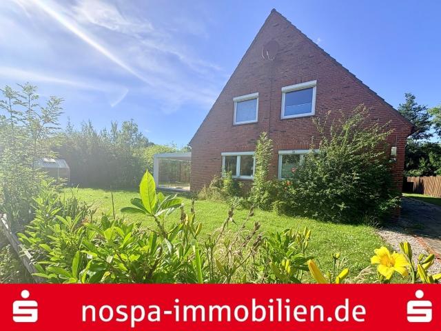 Ruhe & Komfort Hochwertig ausgestattetes Einfamilienhaus in idyllischer Lage