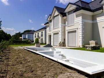 Ruhe und Luxus Klassische Villa im Wohnpark Aqualina