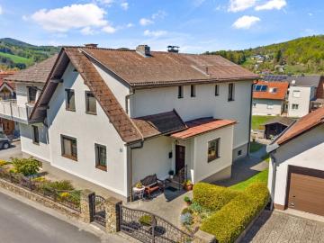 Haus zum Verkauf in 2853 - Garten, Sauna