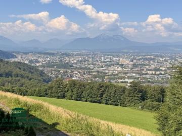 Ruheoase am Heuberge mit Einzigartigem Blick auf Salzburg