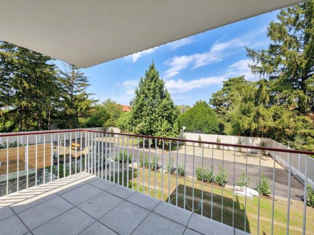 RUHELAGE TRIFFT WOHNGENUSS – Sonnige 4 Zimmer mit Balkon Stilvolle Ausstattung – Wohnen im Grünen