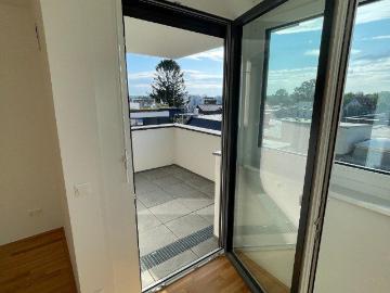 Ruhelage, Fernblick auf die Alte Donau, sonnige Wohnung, Erstbezug, Garagenplatz extra