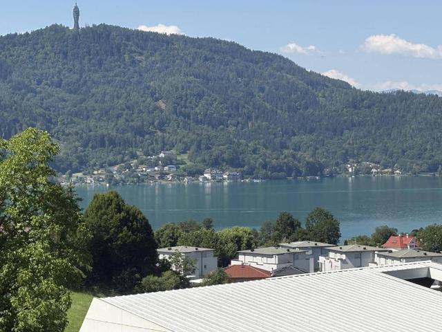 Ruhelage mit Seeblick Nähe Pörtschach am Wörthersee!