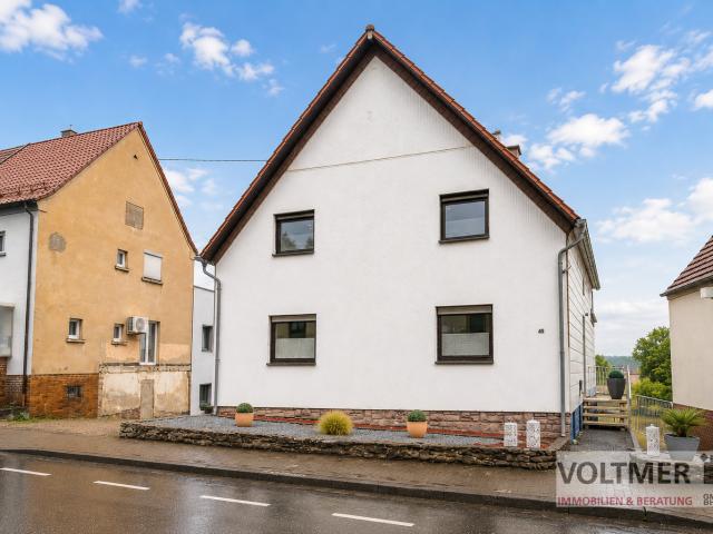 RUHEPOL freistehendes Einfamilienhaus mit Doppelgarage in Illingen!
