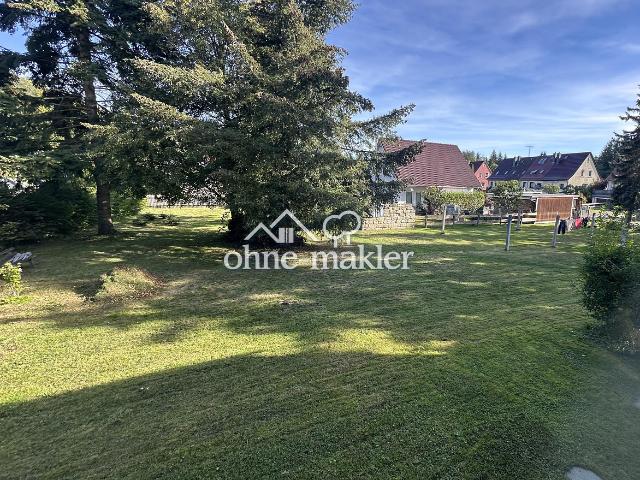 Ruhig und doch zentral: Helle 3 Zimmer Wohnung mit Garten in Dippoldiswalde