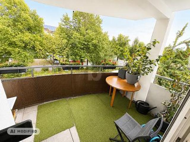 RUHIG WOHNEN MIT BALKON