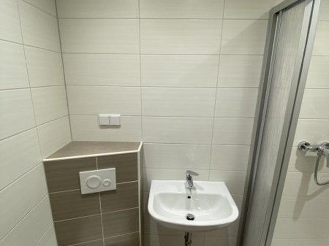 Ruhig wohnen mit guter Anbindung – Moderne 1 Raum Wohnung im 1. Obergeschoss
