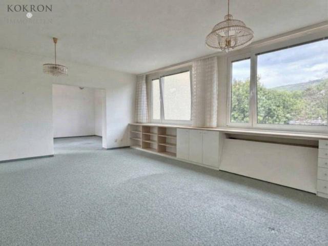 Ruhig wohnen mit Grünblick: 3,5 Zimmer Wohnung mit Loggia & eigener Garage in Bad Vöslau