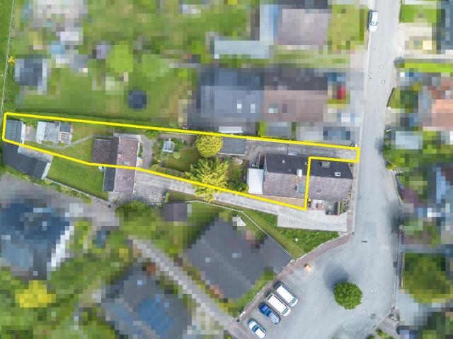 Ruhig wohnen nahe der Ostsee – gepflegte Doppelhaushälfte mit vielseitigem Zweithaus