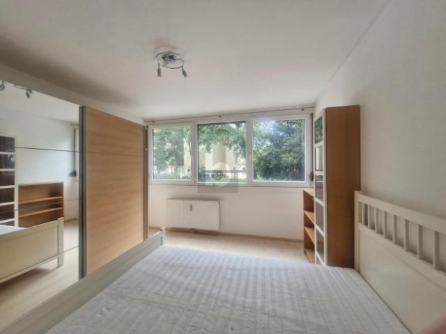 RUHIG WOHNEN & WOHLFÜHLEN MIT BALKON IN DER MARIATROSTERSTRASSE