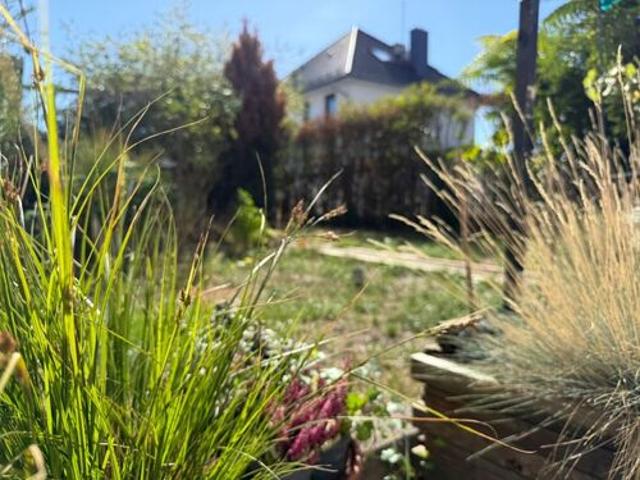 Ruhig & zentral: Helle 3 ZKB mit Garten & Keller