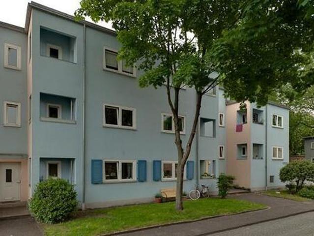 ruhig + zentral: 2 Zimmer Wohnung mit Balkon