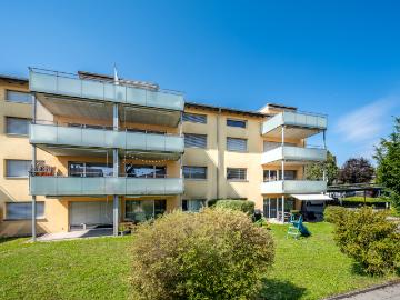 Ruhig gelegen & top ausgestattet: Traumhafte Wohnung mit Balkon
