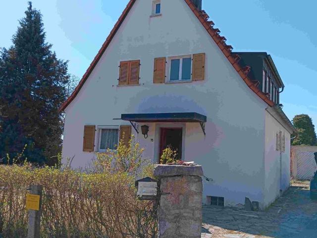 Ruhig gelegen und dennoch zentral – Charmantes Einfamilienhaus mi